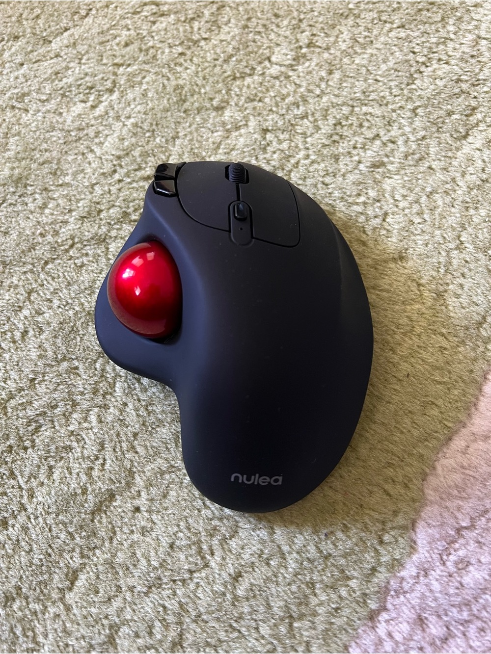 Nulea Black Wireless Ergonomic Trackball Mouse with Red Trackball